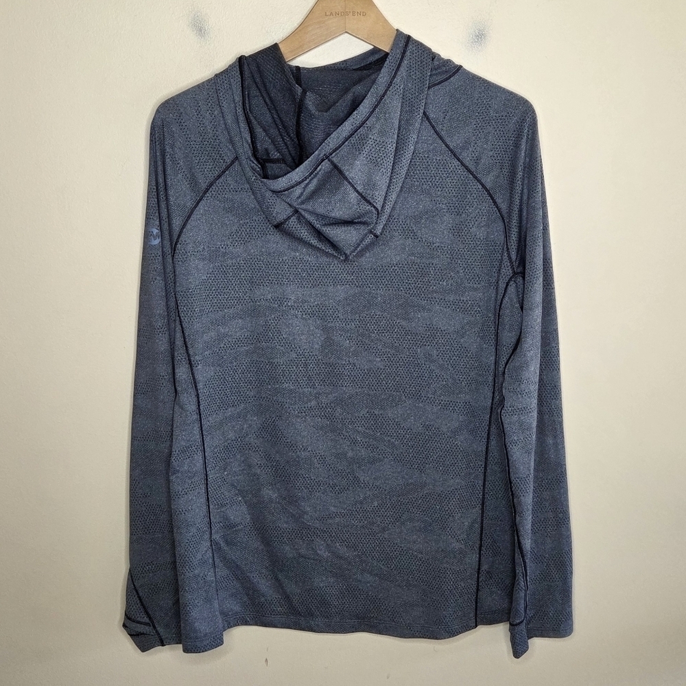 Merrell | Gray Subtle Camo Long Sleeve Hoodie Shirt Thumbholes Size Medium - Picture 7 of 7